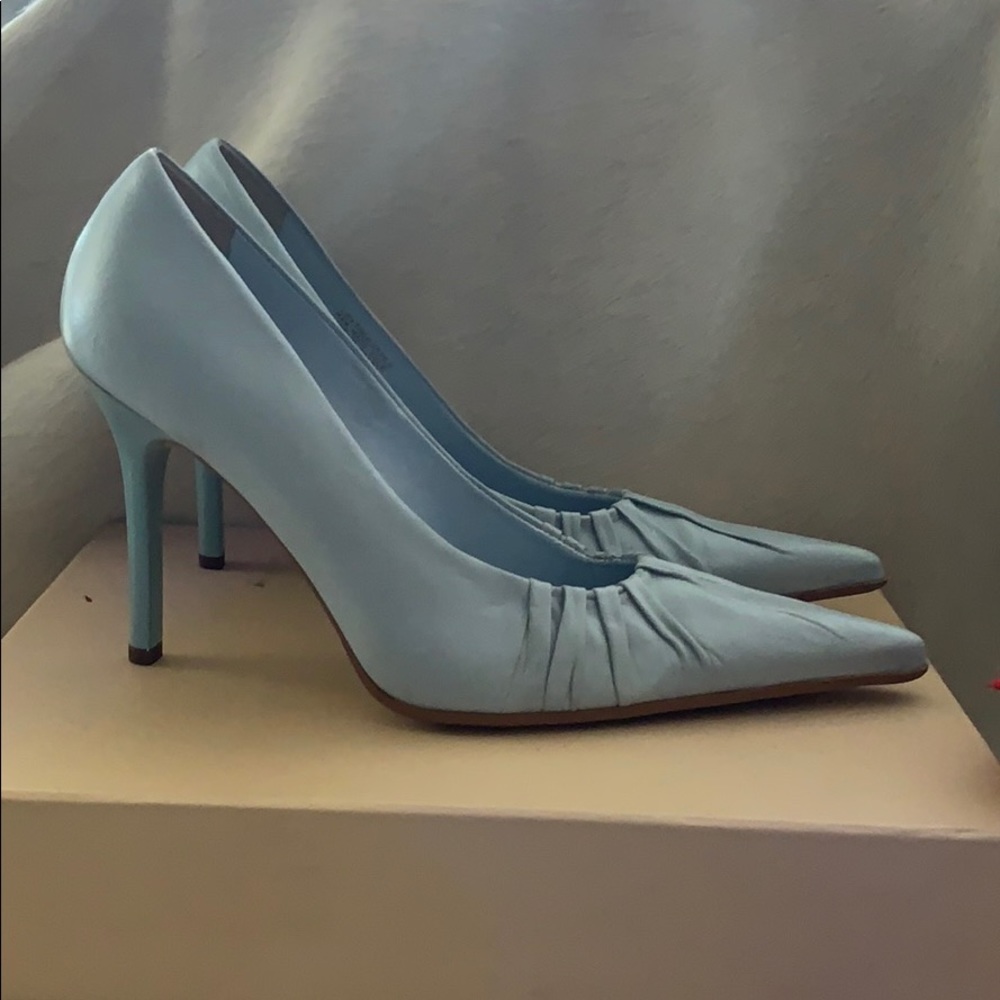 Aldo - Picture 3 of 6